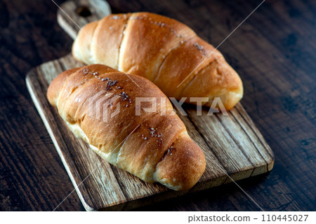 Salt bread lined up on the table 110445027