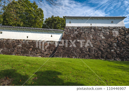 Yamanashi Kofu Castle Scenery of castle walls and stone walls 110446907