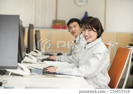 Female engineer talking remotely 110453316