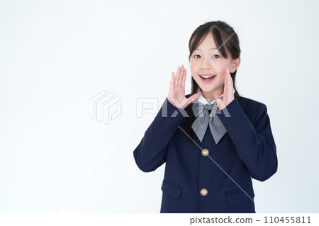 Elementary school girl making a sound 110455811