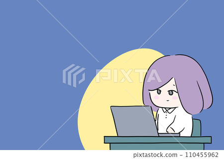 一位女士在辦公桌前工作的插圖，空白空間 110455962