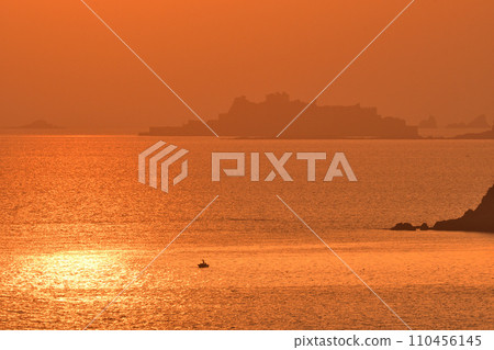 Evening view of warship island 110456145