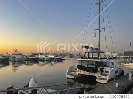 Sunrise scenery at Yokohama Yacht Harbor 110456331