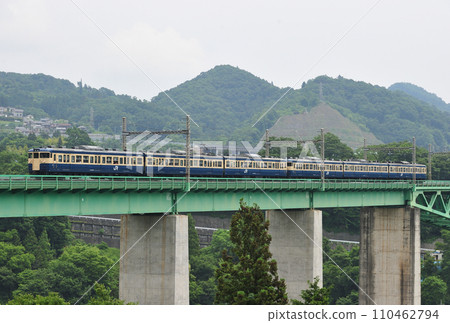 Chuo Main Line Torisawa-Saruhashi JR East 115 series M2+M8 formation (Toyota) 110462794