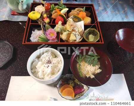 虔誠的食物 110464661