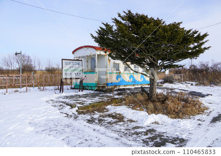 Hamatsuma Station (Hidaka Main Line, JR Hokkaido) 110465833