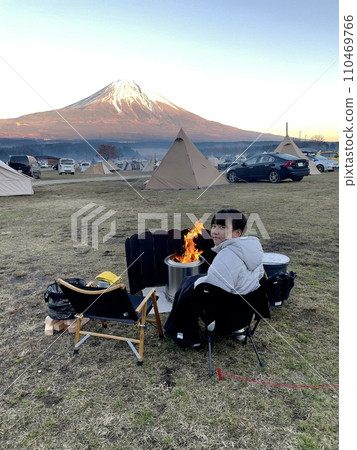 Camp 110469766