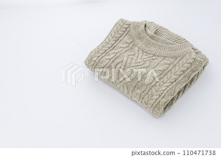 米色羊毛毛衣 110471738