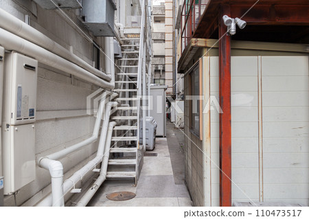 後巷的老建築 110473517