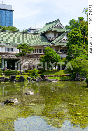 Toyama Prefecture: Beautiful fresh greenery at Toyama Castle Park’s pond strolling garden 110474021