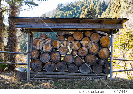 東京檜原村、重要文化遺產小林家住宅、播種者小屋 110474471