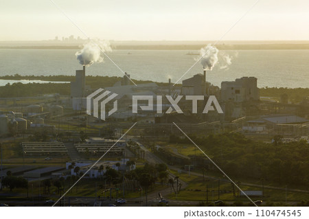 Mosaic Riverview Plant in Tampa, Florida. Factory for handling and processing of phosphates. Industrial facility for chemical production of phosphoric acid Mosaic Riverview Plant in Tampa, Florida. Factory for handling and processing of phosphates. Industrial facility for chemical production of phosphoric acid 110474545