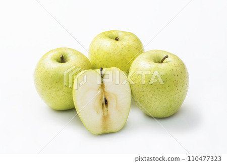 奧林蘋果，青蘋果的代表，新鮮採摘的蘋果，健康水果，大眾水果 110477323