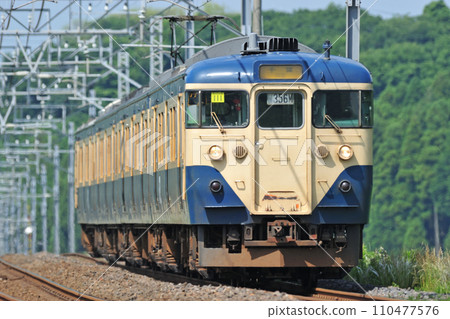 Sobu Main Line Sakura-Monoi JR East 113 series 111 formation (Makuhari) Sobu Main Line Sakura-Monoi JR East 113 series 111 formation (Makuhari) 110477576