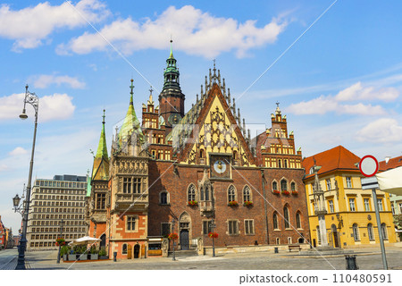 Town Hall in Wroclaw 110480591