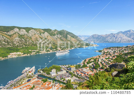 Cruise liner in Kotor 110480785