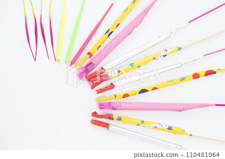 White background 110481064