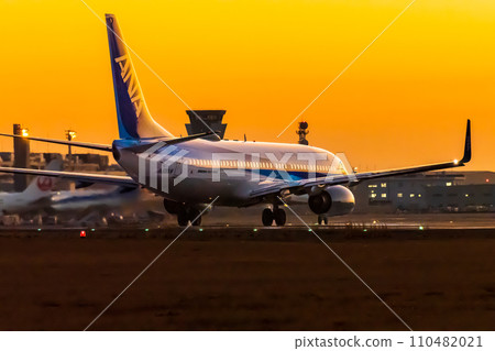 美麗的夕陽/夕陽與機場風光旅遊拍照勝地（阿蘇熊本機場） 110482021