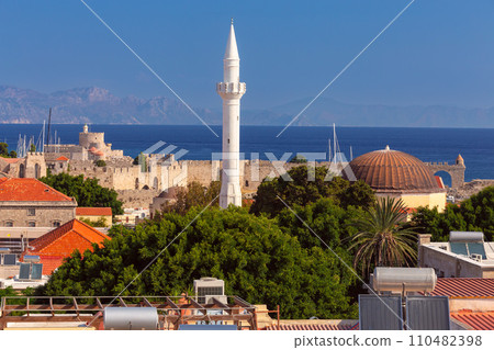 Scenic view of the historical part of Rhodes at dawn. 110482398