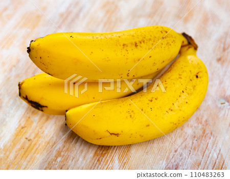 Image of bananas Image of bananas 110483263