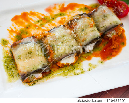 Image of Stuffed Eggplant 110483301