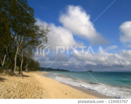 Waimanalo Beach on Oahu, Hawaii 110483707