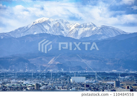 Snow-capped Mt. Ibuki seen from the observation lobby of Gifu Prefectural Office Snow-capped Mt. Ibuki seen from the observation lobby of Gifu Prefectural Office 110484558
