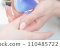 Nail salon_Hardening gel with handy light (LED) 110485722