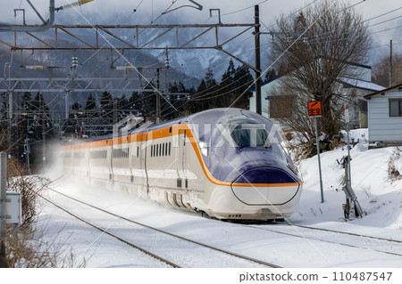 Yamagata Shinkansen/E8 series/SHINKANSEN 110487547
