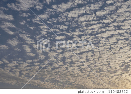 Beautiful sunset sky in late autumn 110488822