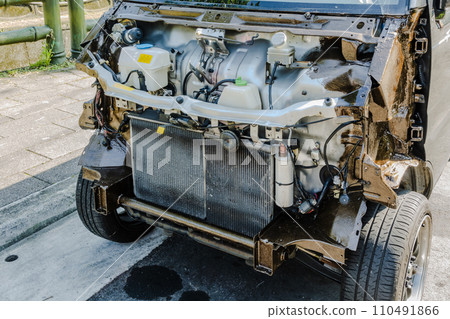 car water tank 110491866