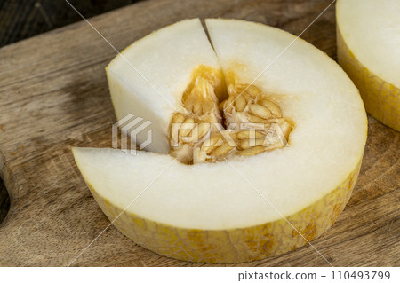 sliced sweet light yellow melon, close-up sliced sweet light yellow melon, close-up 110493799