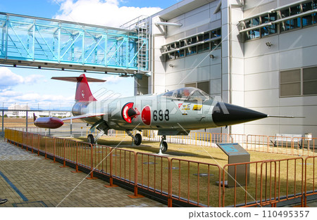 退休後展出的航空自衛隊戰鬥機F-104J 退休後展出的航空自衛隊戰鬥機F-104J 110495357