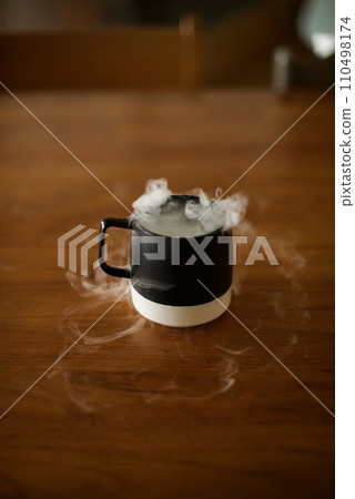 When I put dry ice in a glass of water and released smoke. When I put dry ice in a glass of water and released smoke. 110498174