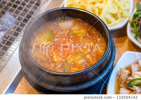 Korea soybean paste stew 110504142