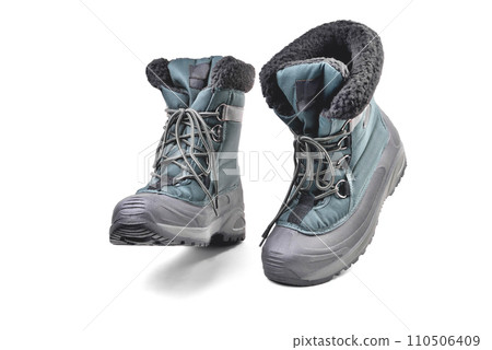 off-road boots insulated for the cold season, high shin, lacing, anti-slip corrugated reinforced sole for travel and winter fishing isolate 110506409