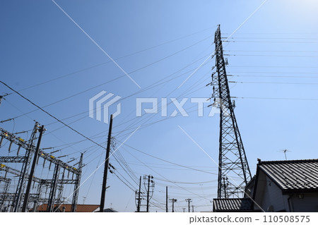 Transmission tower high voltage alternating current 110508575
