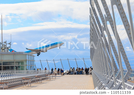 people seeing off the plane people seeing off the plane 110511339
