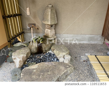 Japanese shishiodoshi 110511653