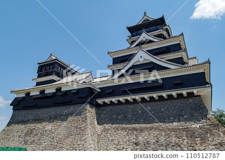 熊本縣/春天的藍天和熊本城天守閣(熊本城遺址) 熊本縣/春天的藍天和熊本城天守閣(熊本城遺址) 110512787