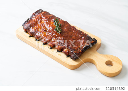grilled and barbecue ribs pork grilled and barbecue ribs pork 110514892