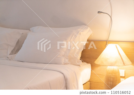 comfortable white pillows on bed comfortable white pillows on bed 110516052