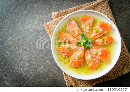 Spicy Salmon in Seafood Salad Sauce 110516357