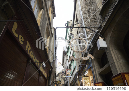 old street in old town 110516698