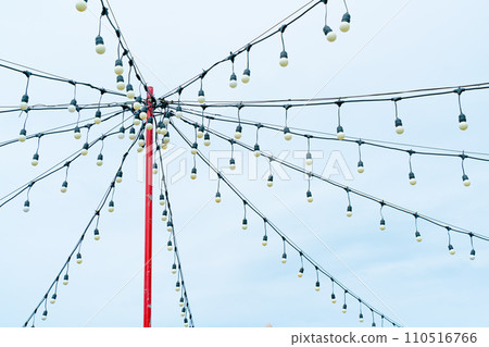 close-up outdoor lighting bulb facade 110516766