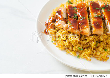grilled sweet and chilli chicken with curry rice grilled sweet and chilli chicken with curry rice 110520074