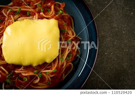Spaghetti Tomato Sauce with Hamburg and Cheese 110520420