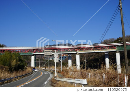 Scenery around Tanie Station on the Gotemba Line in Yamakita-cho, Ashigarakami-gun, Kanagawa Prefecture 110520975