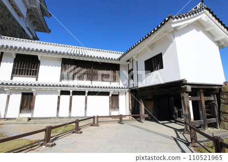 Hyogo Himeji Clear blue sky and Himeji Castle Bizen Gate 110521965