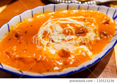 Butter Chicken Curry  110523236